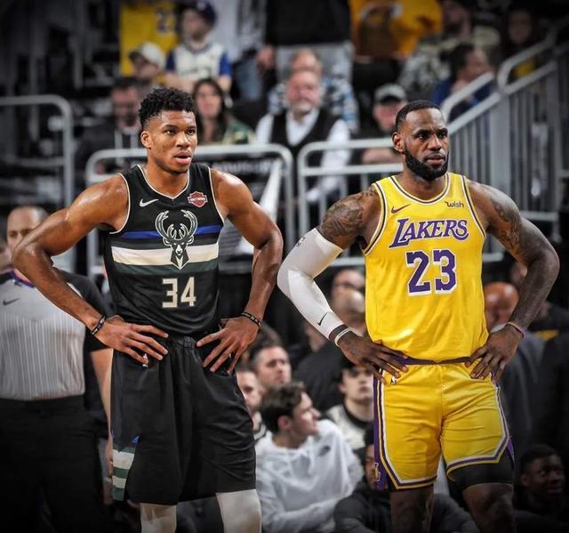 库蒂尼奥身价下降到350万欧，巅峰身价1.5亿，本赛季52场11球（库蒂尼奥身价跌至350万欧，曾达1.5亿巅峰，本季52场打入11球）