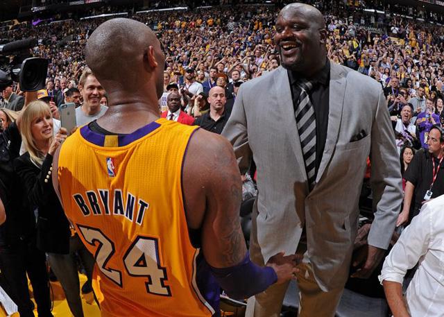 莱比锡6-0大胜法兰克福，迪奥曼德戴帽，鲍姆加特纳一射两传（莱比锡6-0横扫法兰克福，迪奥曼德上演帽子戏法，鲍姆加特纳一射两传）