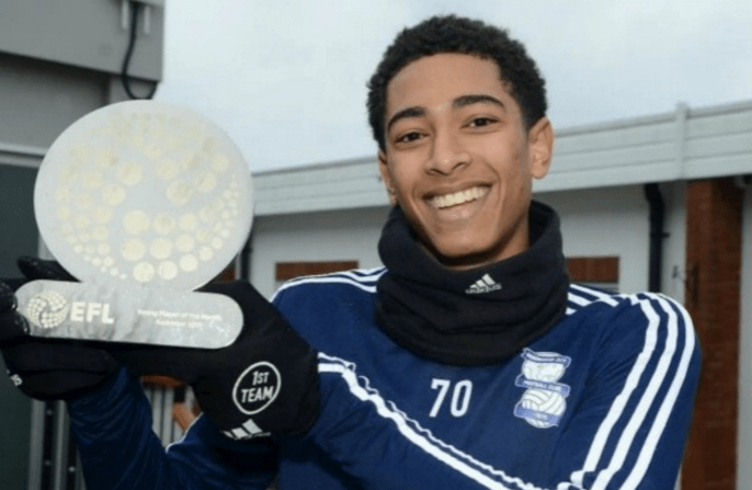 瓜迪奥拉：斯通斯将缺席本轮欧冠，阿隆索知道怎么挽回局势（瓜帅：斯通斯无缘本轮欧冠，阿隆索有办法扭转战局）