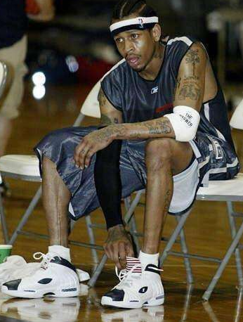 U18国足11月集训名单：魏祥鑫入选，海外球员谢初筠在列（U18国足11月集训大名单出炉：魏祥鑫入围，海外球员谢初筠在列）