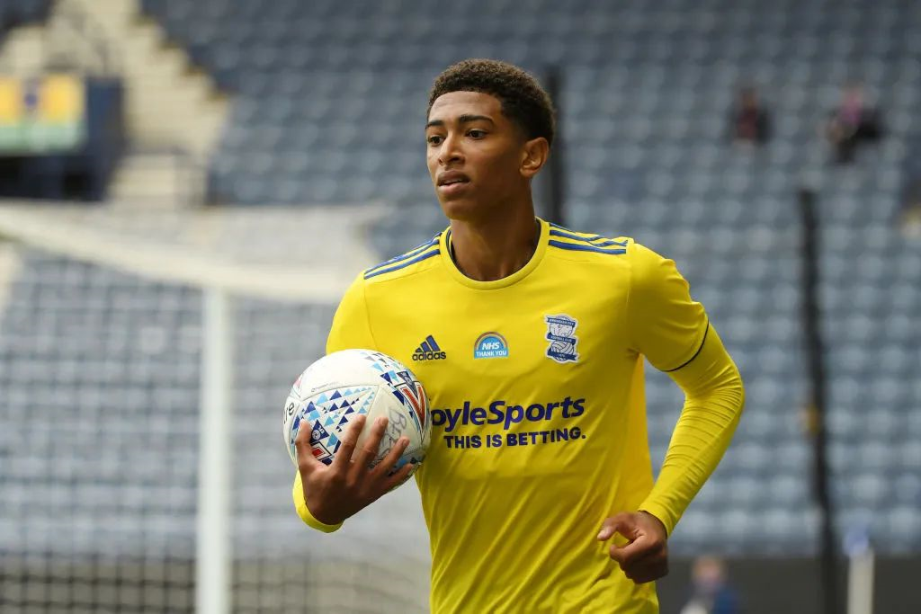 NBA：独行侠击败骑士 东契奇全场数据爆炸（NBA：独行侠力克骑士 东契奇数据炸裂）