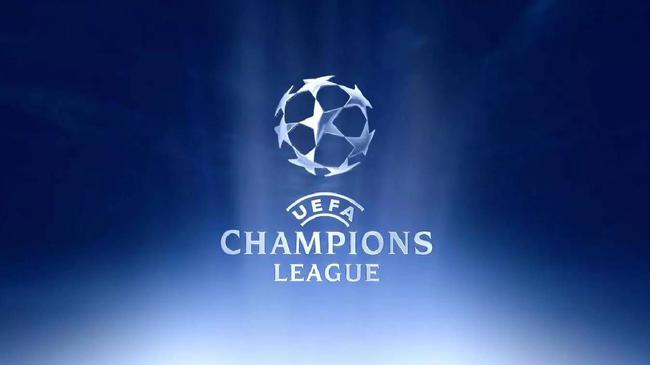 近15年谷歌每年搜索量最高球员：C罗10次断崖领先，梅西仅1次（谷歌近15年年度最热球员：C罗10次一骑绝尘，梅西仅1次登顶）