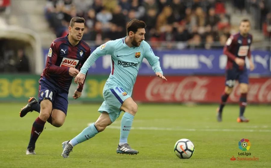 亚特兰大0-3萨索洛遭遇联赛7轮不胜，贝拉尔迪两射一传（萨索洛3-0完胜亚特兰大，后者联赛7轮不胜，贝拉尔迪两球一助）