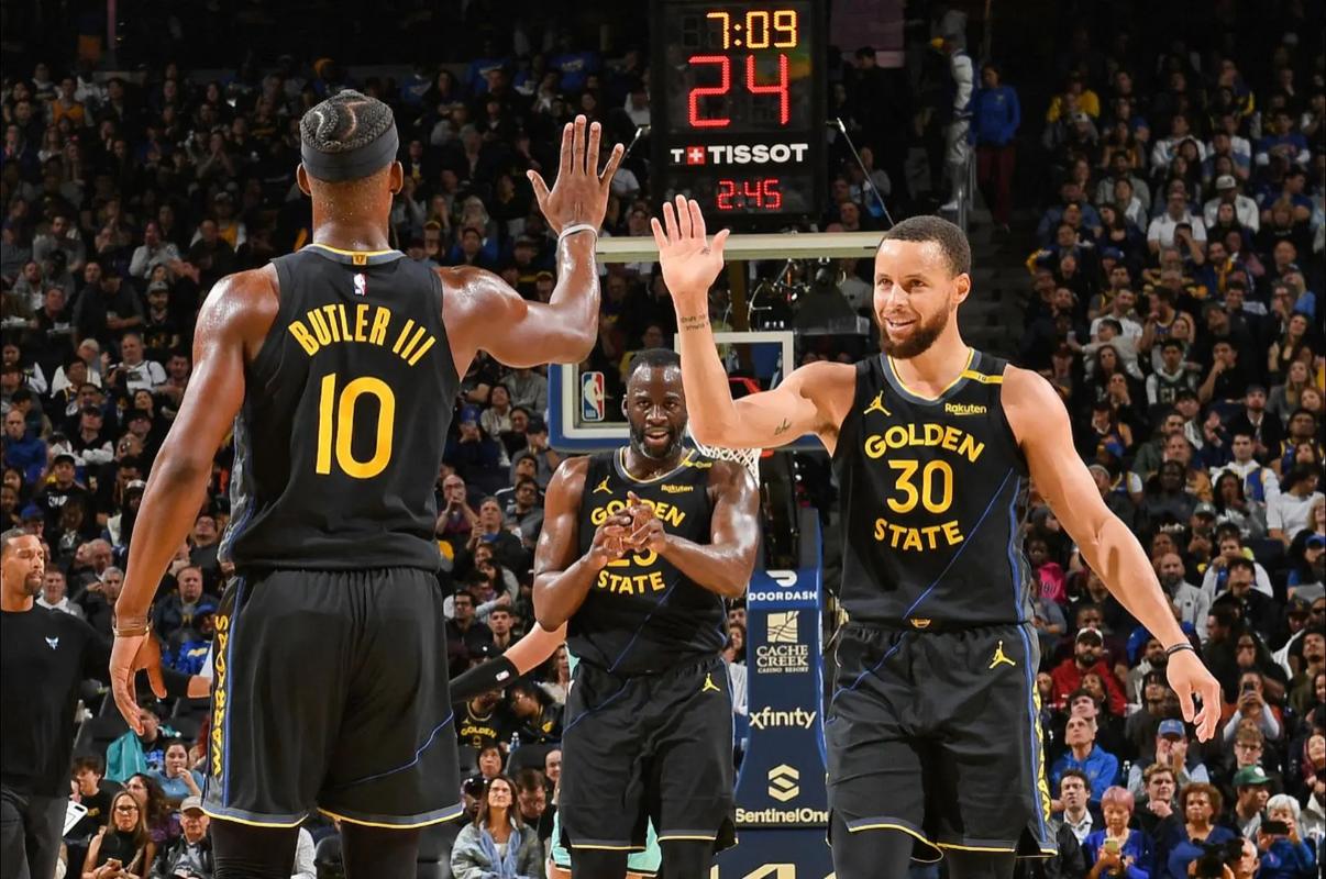 绿帽：格拉斯纳获得利物浦高层认可，已成替代斯洛特最大热门（格拉斯纳获利物浦高层认可，成取代斯洛特的最热门人选）