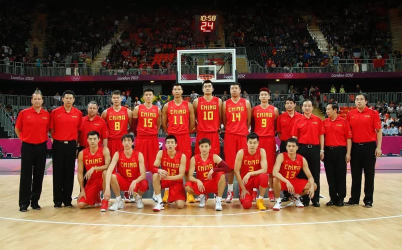 跟队：纽卡在监控伊萨克的身体状况，他将回到英国参加友谊赛（队记：纽卡密切监控伊萨克身体状况，球员将返英参加友谊赛）