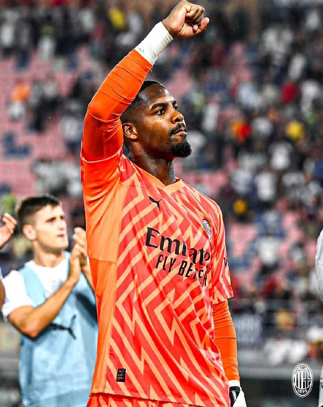 双喜临门，埃斯特旺在职业俱乐部生涯第100场里程碑中破门（破门庆百场，埃斯特旺喜上加喜）