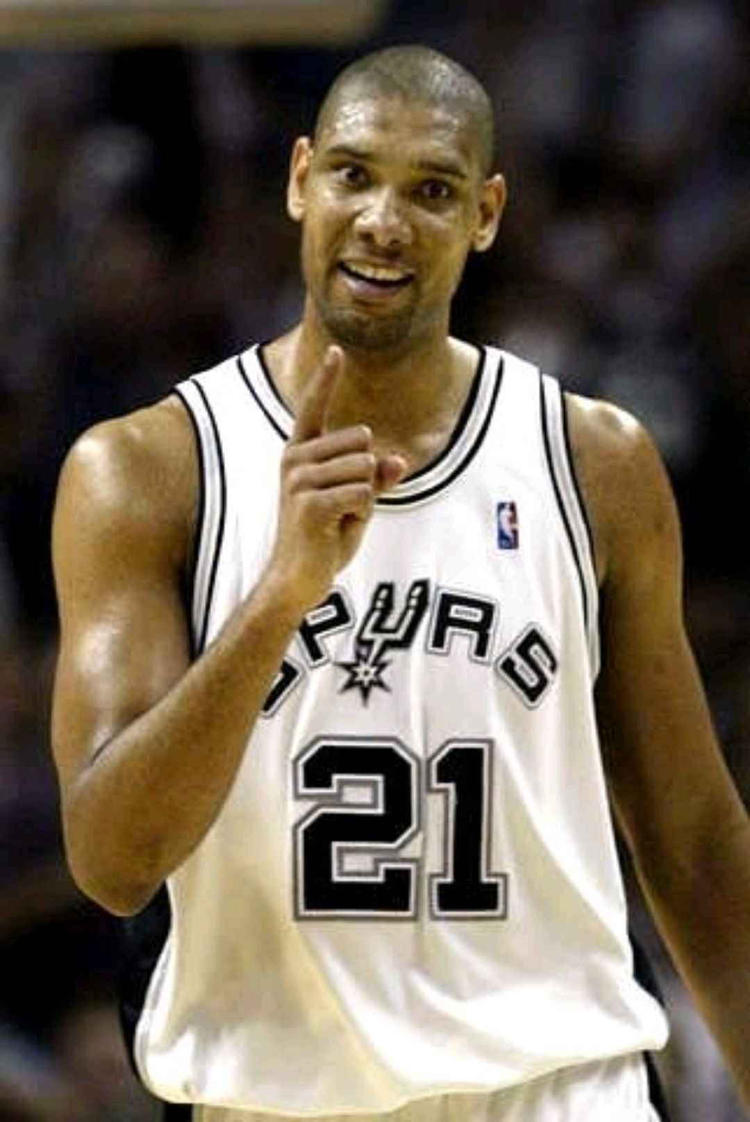 佛罗里达的安布里餐厅 纪念和前老板盖德・穆勒友谊的故事（佛州安布里餐厅：致敬与前老板盖德·穆勒的深厚友谊）