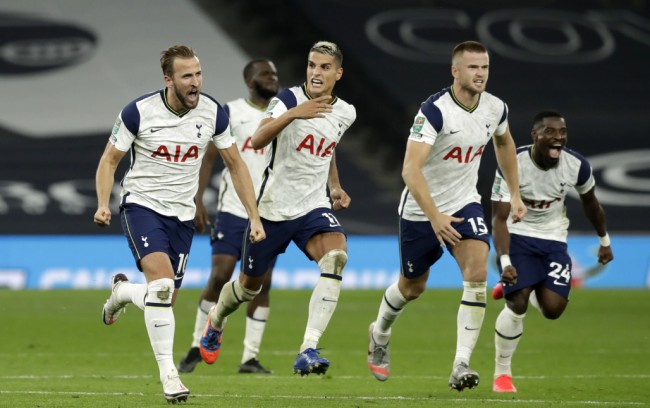 科特迪瓦主帅：佩佩的表现配得上大名单，但我们必须综合考量（科特迪瓦主教练：佩佩配得上入选，但选拔需全面权衡）