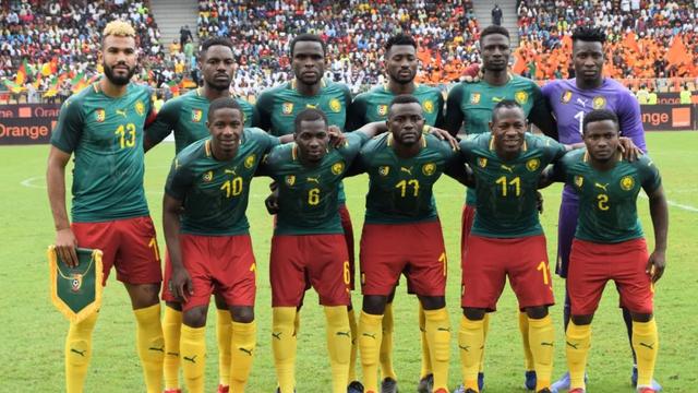 阿斯：巴萨本赛季球场外事务增多，弗里克比上赛季更加情绪化（阿斯报：巴萨本季场外风波增多，弗里克较上赛季更显情绪化）