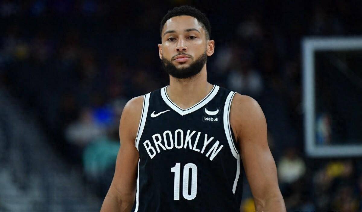 图片报：尤文和费内巴切想冬窗签磁卡，但球员不考虑提前离队（图片报：尤文与费内巴切欲冬窗引进磁卡，球员无意提前离队）